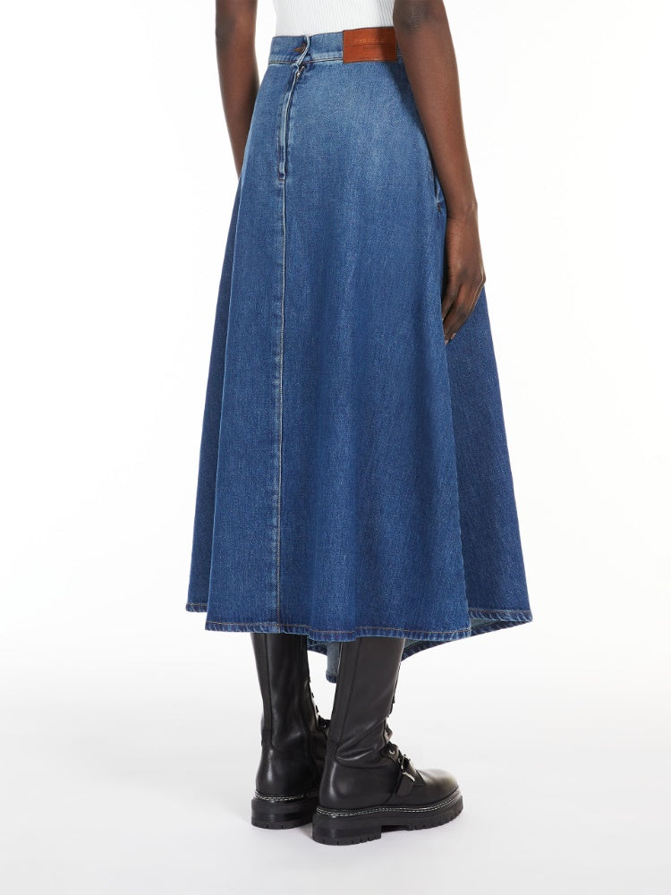 Luana - Lange denim rok met diagonale naad