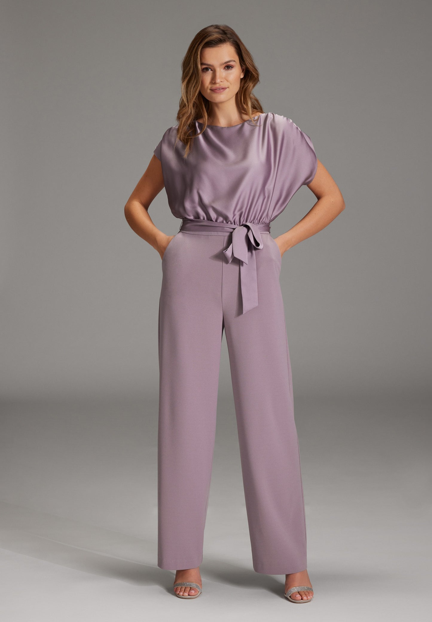 3AG010 - Materiaalmix jumpsuit met draperie effect