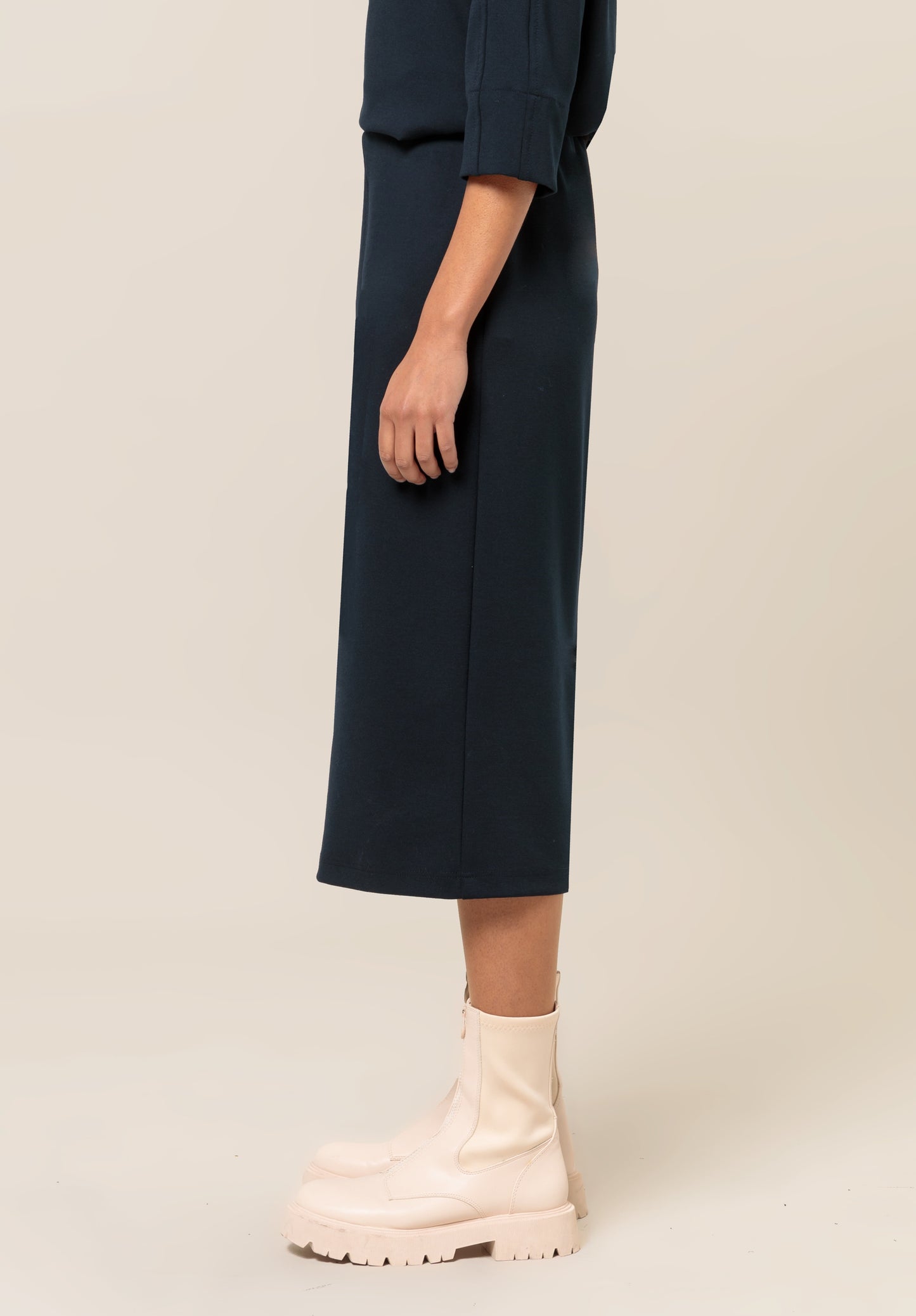 41200 - Rechte jersey midi rok