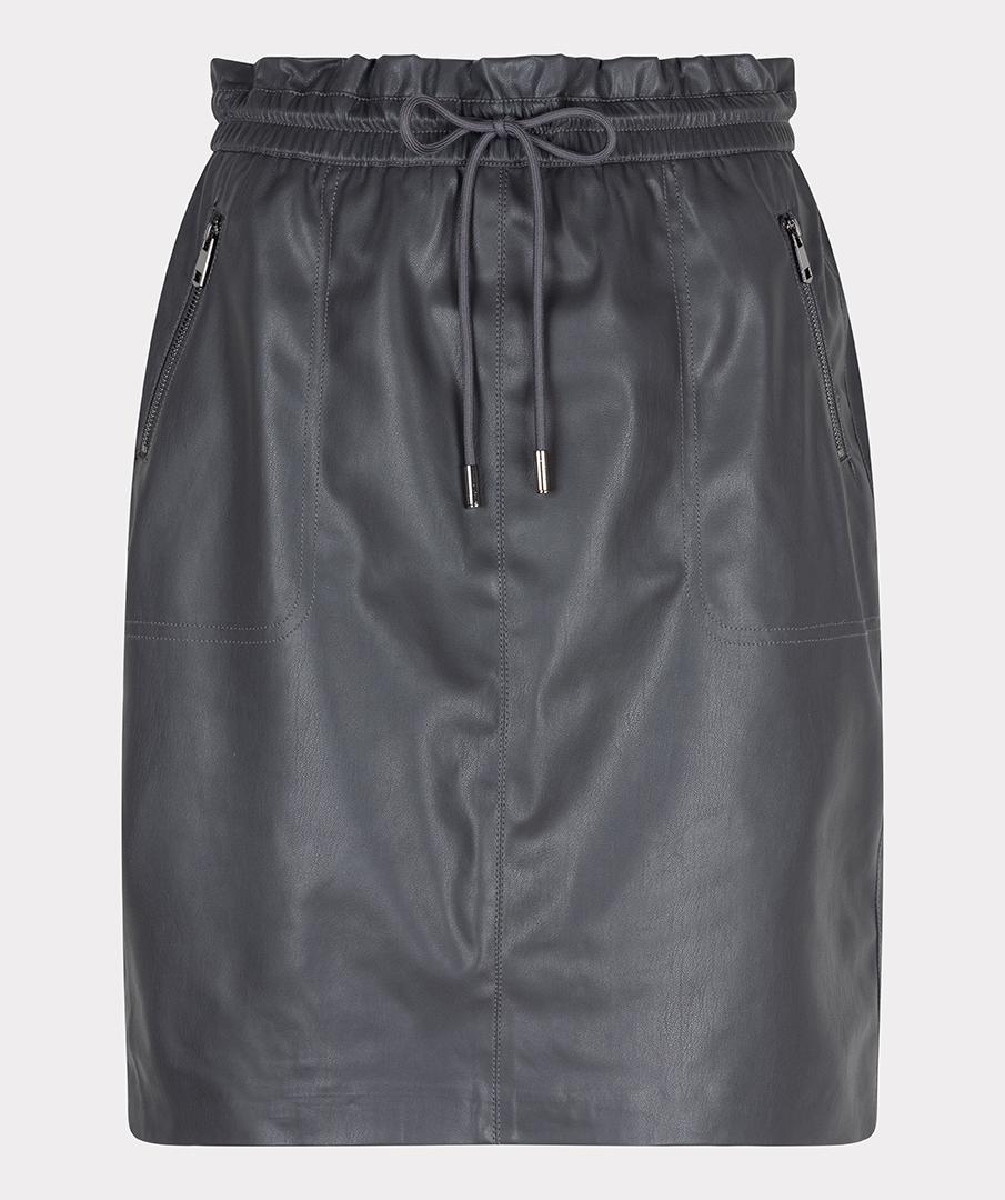 W24.11706 - Korte faux leather rok met elastische taille