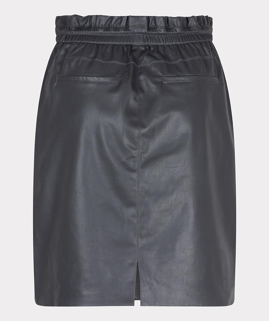 W24.11706 - Korte faux leather rok met elastische taille