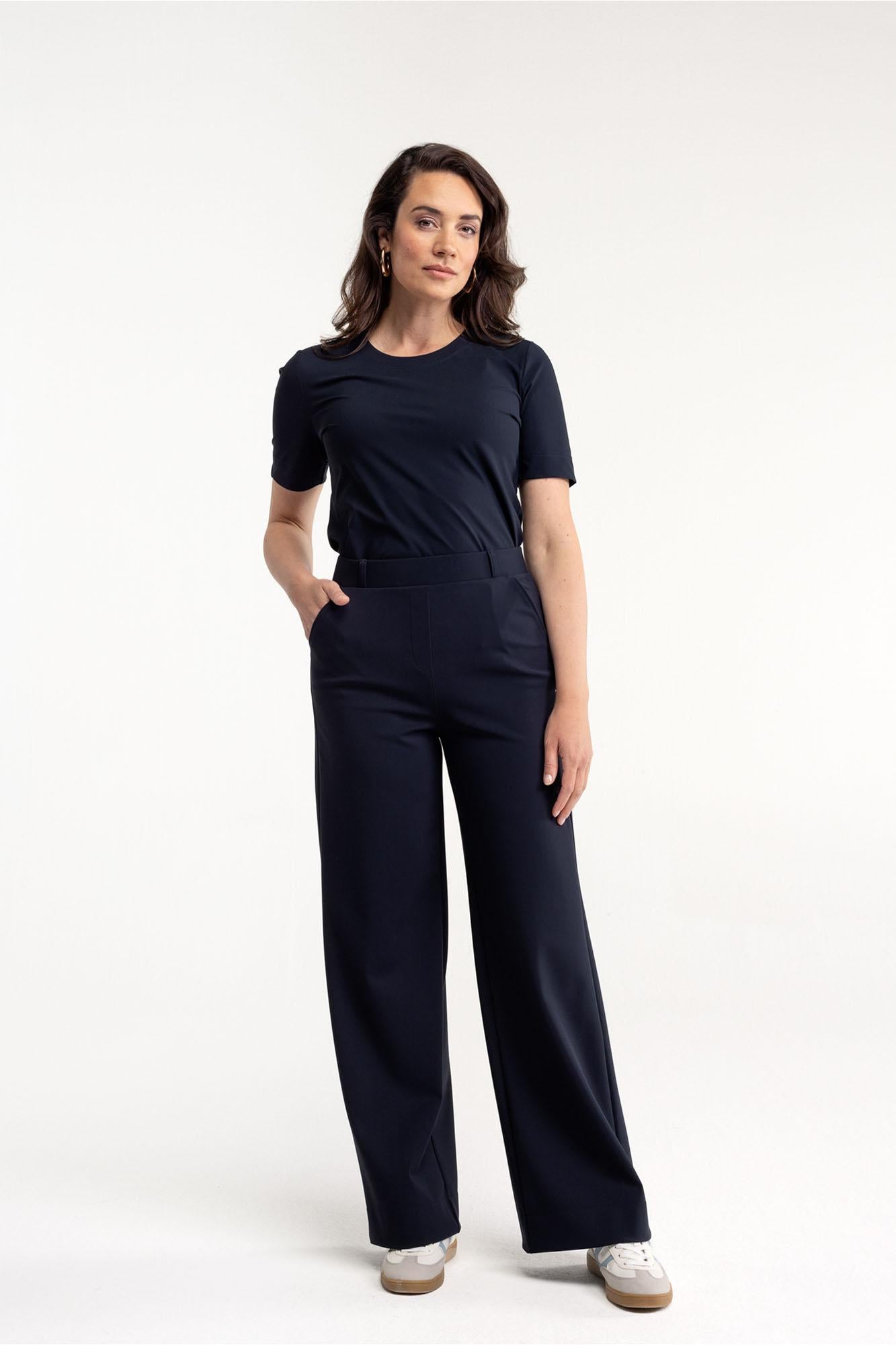 94801 - Lexie bonded trousers super wide leg met riemlusje